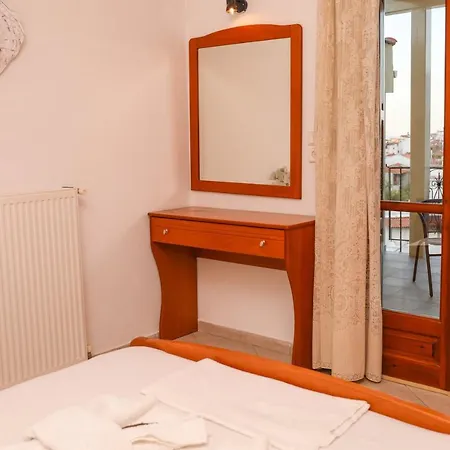 Antonia House