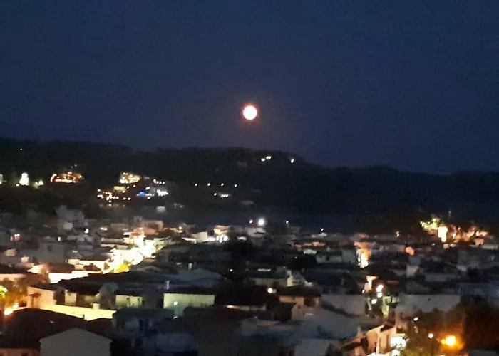 Antonia House * Szkiáthosz