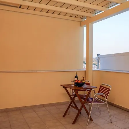 Antonia House Apartment *