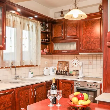 Antonia House * Скиатос