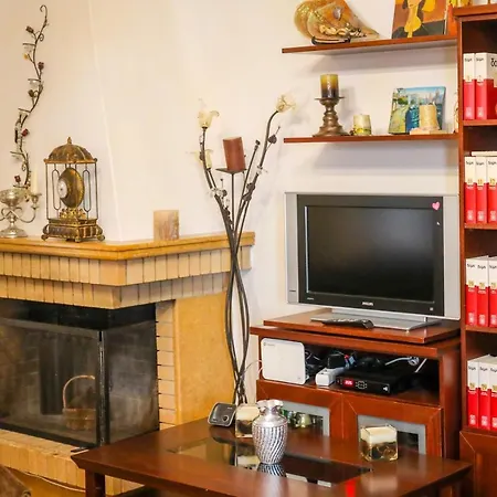 Antonia House Apartment
