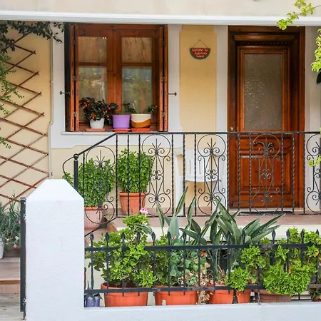 Апартаменты Antonia House Скиатос